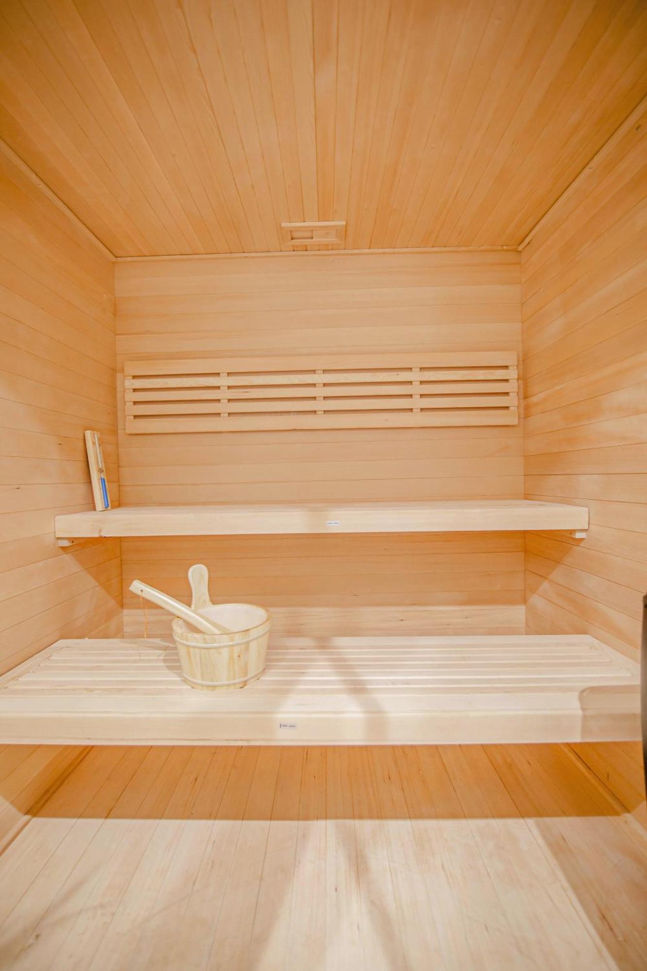 Modern Central Luxury Home With Hot Tub Sauna 11Ppl Σέφιλντ Εξωτερικό φωτογραφία